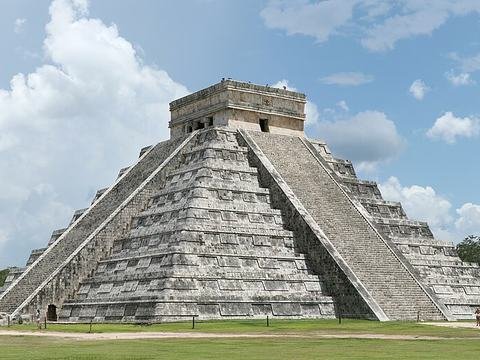 Chichen Itza pyramid